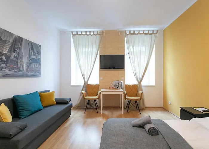 Apartment, modern und neu renoviert