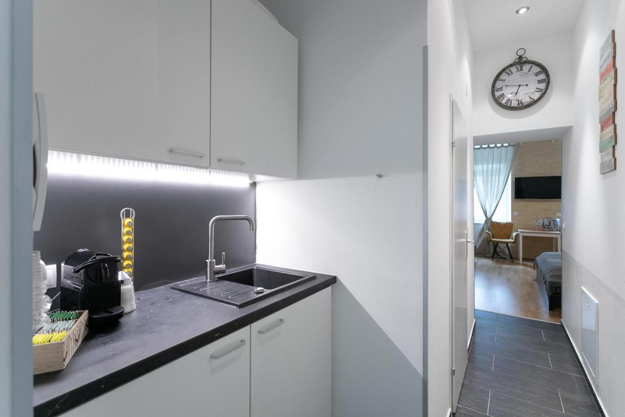 Apartment, Modern Und Neu Renoviert Apartment Wien