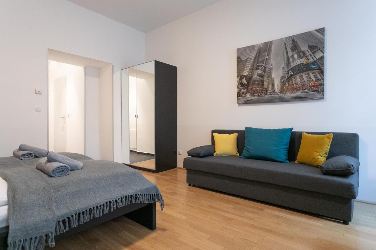 Apartment, Modern Und Neu Renoviert Wien