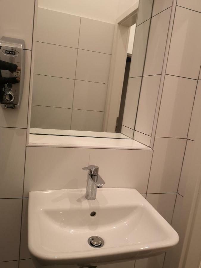 Apartment, Modern Und Neu Renoviert Apartment Wien