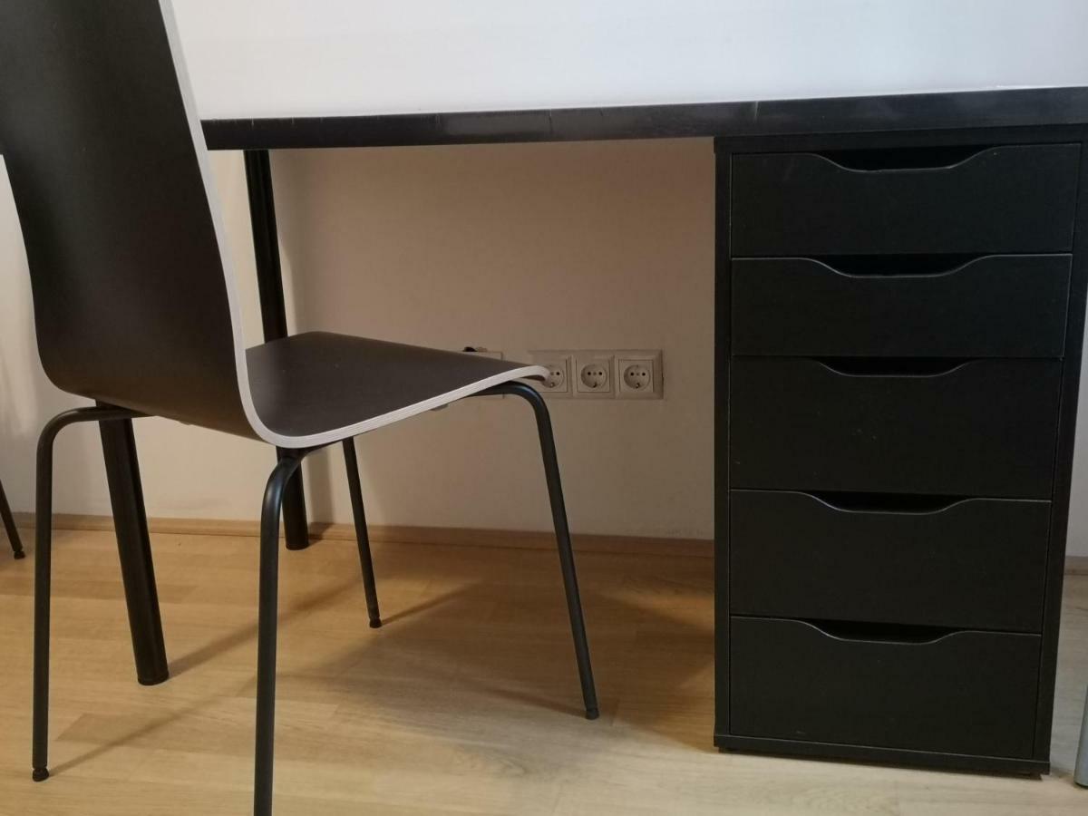Apartment, Modern Und Neu Renoviert