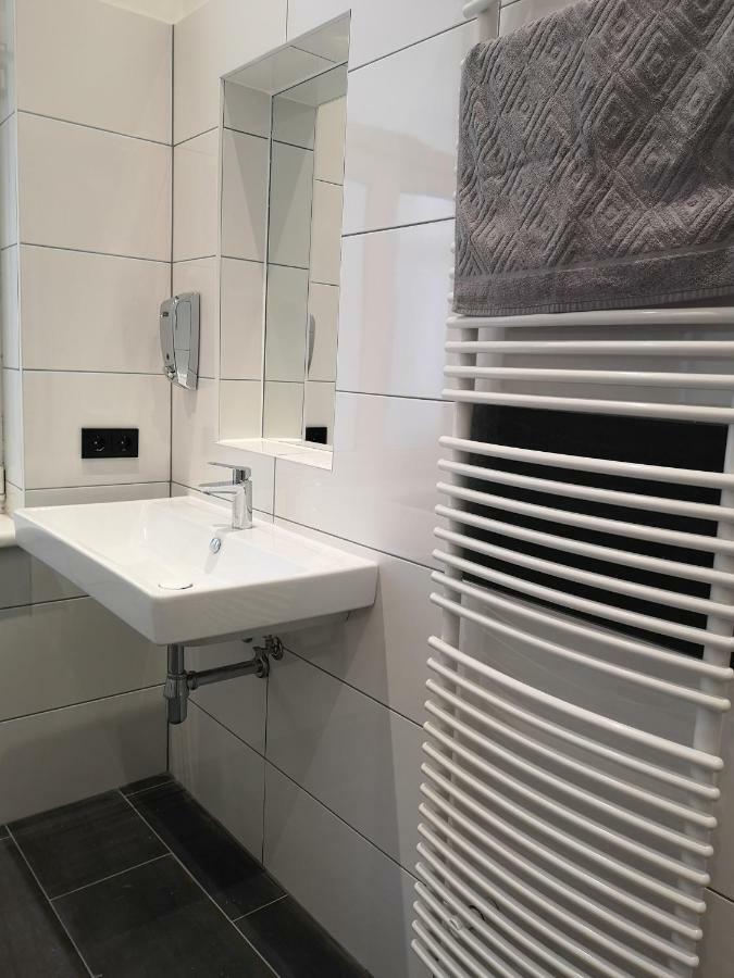 Apartment, Modern Und Neu Renoviert